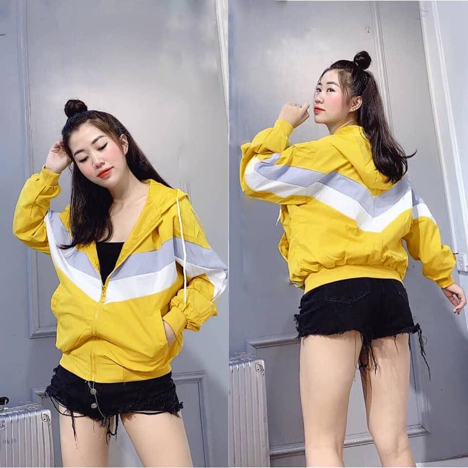Áo khoác dù chống nắng nữ có mũ form rộng phối viền chữ V ấn tượng KD02