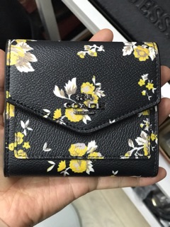 😍VÍ NỮ COACH GẬP NGẮN😍FULL TAG+BOX👍