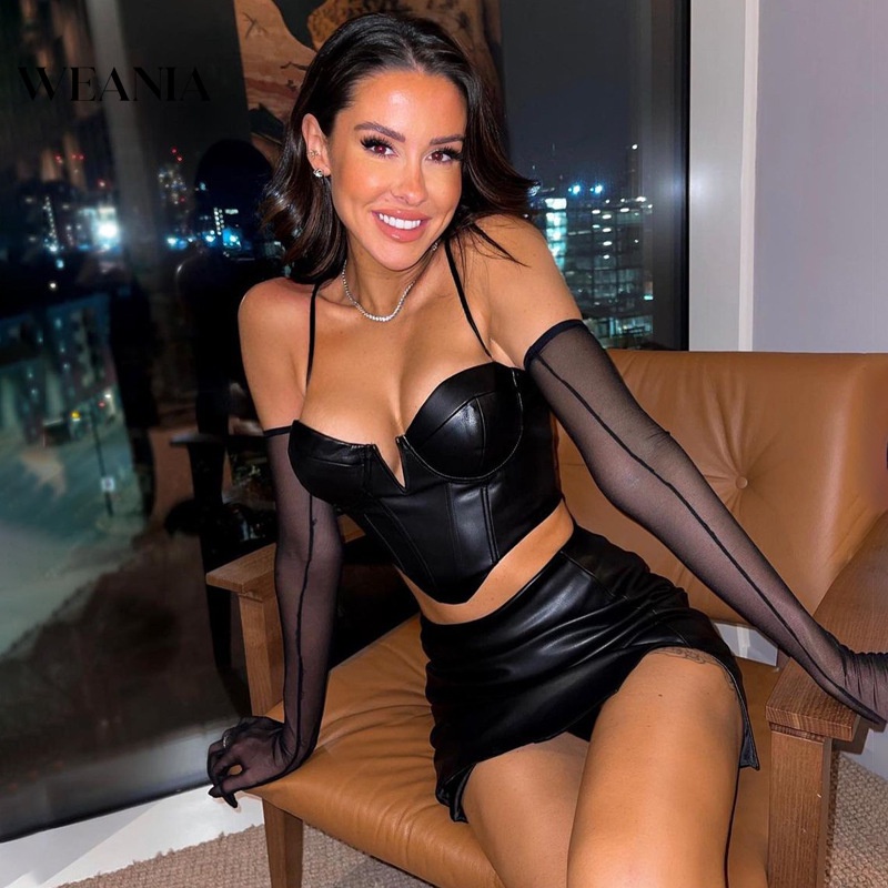 Set Áo Croptop Cổ Chữ V + Chân Váy Da Pu Lưng Cao Xẻ Tà Quyến Rũ