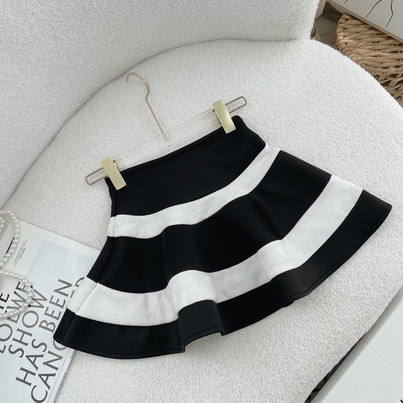 SET ÁO ỐNG SỌC BÈO + QUẦN LEGGING ĐEN