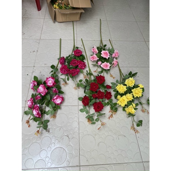 Cành hoa hồng nhung 9 bông loại 1 đủ màu