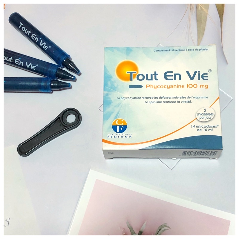 Tảo biển Pháp dạng nước TOUT EN VIE hộp 14 ông