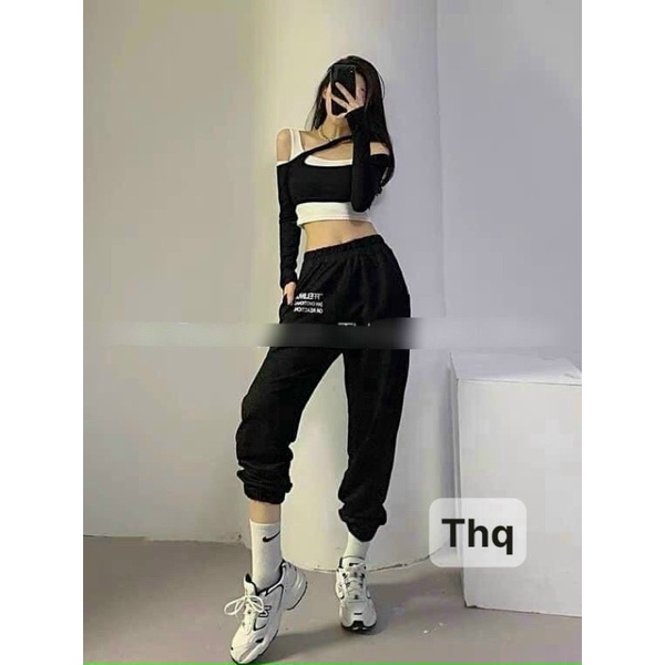 Set áo lệch pha trắng độc lạ