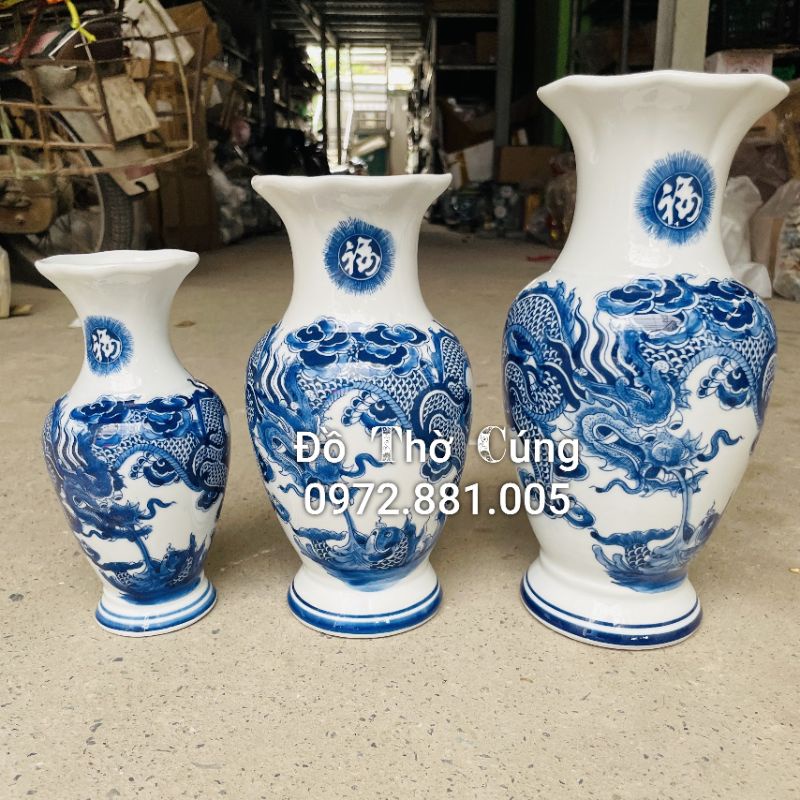 Lọ cắm hoa thờ vẽ Rồng - cá Miệng Lượn men xanh lam (3D)