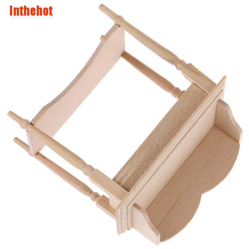 Mô Hình Ghế Gỗ Múa Ba Lê Tỉ Lệ 1 / 12 Chất Lượng Cao