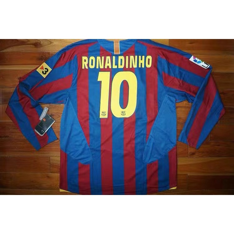 Áo Thun Đá Banh Tay Dài Đội Tuyển Barcelona 2005 / 2006