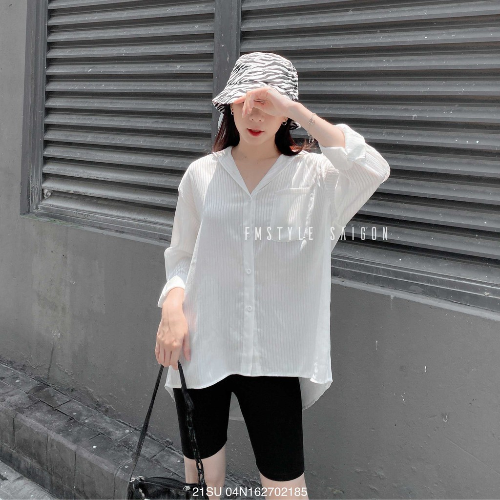 Sơ mi tay dài 1 túi trước vạt bầu  Ulzzang thời trang nữ Fmstyle Saigon 21SU04N162702