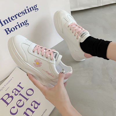 [INS HOT] [Hàng mới] Giày thể thao thêu hoa cúc nhí, 😍Phong cách Hàn Quốc sneakers siêu nhẹ | BigBuy360 - bigbuy360.vn