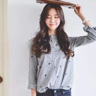 Áo sơ mi thêu sọc caro