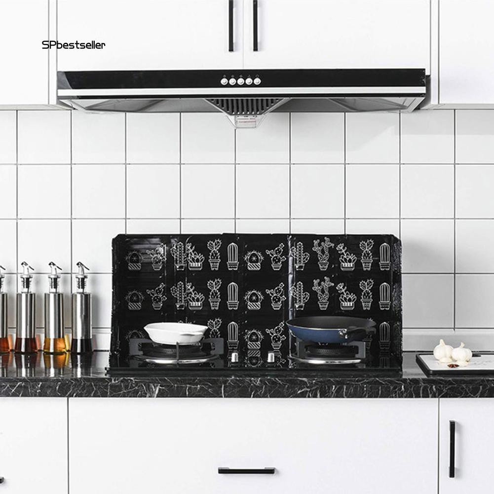 Tấm chắn bắn dầu khi nấu ăn tiện lợi