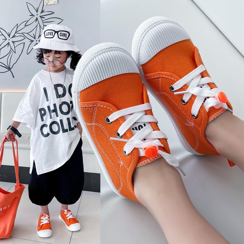 Giày canvas cột dây màu trơn cho bé