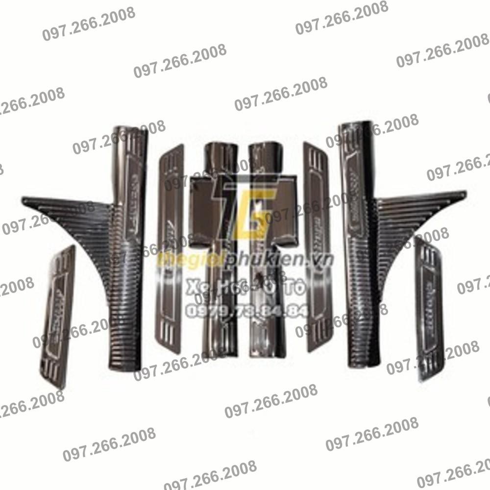 [Mã LIFEAU5SALE giảm 20k đơn 50k] Ốp bậc cửa, Nẹp bước chân trong, ngoài xe Attrage 2016- 2021 – Mẫu Titan