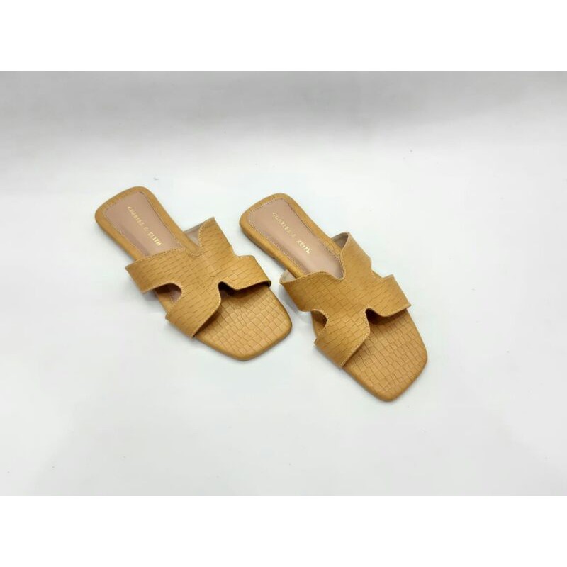 Giày Sandal Charles & Keith 107 / Thời Trang Cho Nữ
