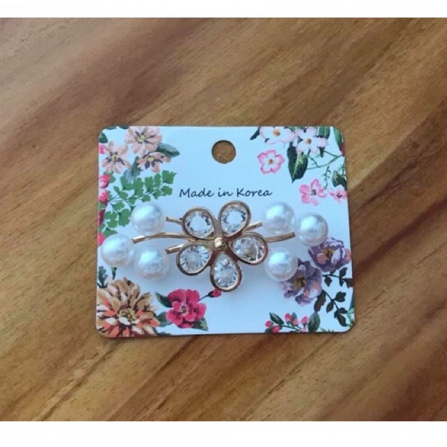 Cài áo Ngọc Diệp