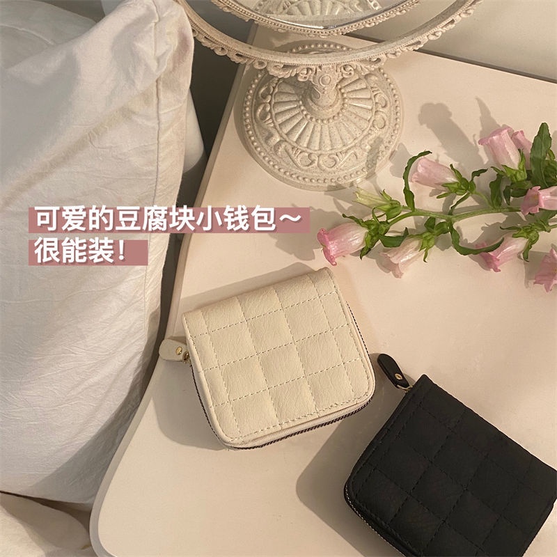 Ví Ngắn Mini Thêu Họa Tiết Xinh Xắn Có Khóa Kéo Tiện Lợi Dành Cho Nữ