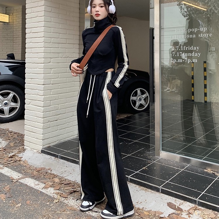 Set đồ gồm áo len COZOKC tay dài cổ đứng phối quần dài lưng cao thời trang trẻ trung