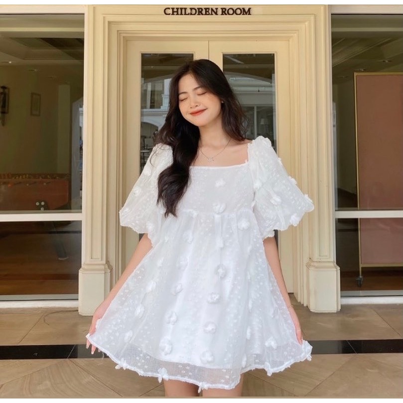 Áo babydoll trễ vai hoa nổi tiểu thư đính bông