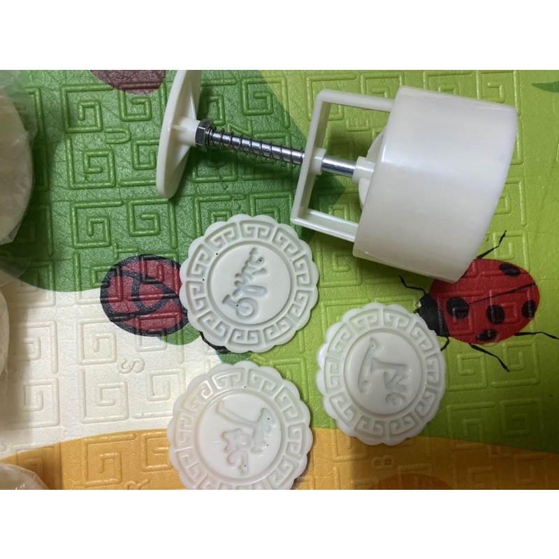4 khuân bánh mang tên Phúc,Lộc ,Thọ ,Tài ( khuân lò xo tiện lợi) 100g