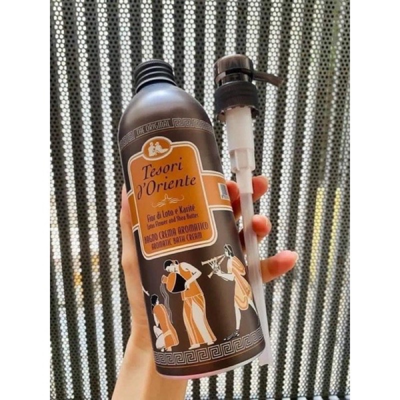 Sữa Tắm Tesori Hương Hoa Sen Kèm Vòi dOriente 500ml - FRESH OFFICIAL