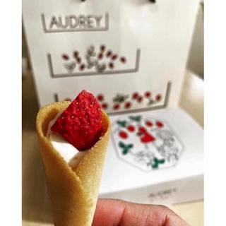 🇯🇵 𝐀𝐔𝐃𝐑𝐄𝐘 𝐆𝐋𝐀𝐂𝐈𝐀 - 𝐐𝐔𝐘́ 𝐂𝐎̂ 𝐊𝐈𝐄̂𝐔 𝐒𝐀 𝐂𝐔̉𝐀 𝐋𝐀̀𝐍𝐆 𝐁𝐀́𝐍𝐇 𝐍𝐇𝐀̣̂𝐓 🇯🇵