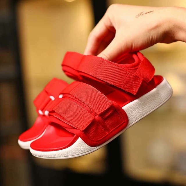 Giày sa đâm ADIDAS