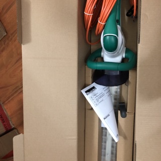 Máy cắt tỉa cành Makita MUH355G