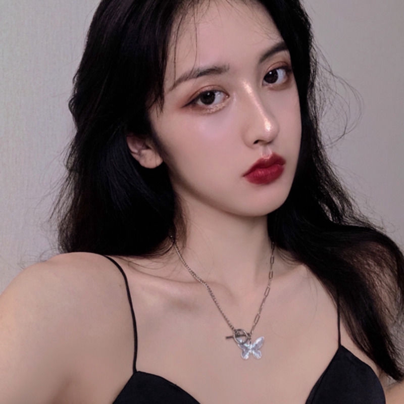 Vòng Cổ Gắn Mặt Hình Bướm Độc Đáo Cá Tính Phong Cách Hip-Hop