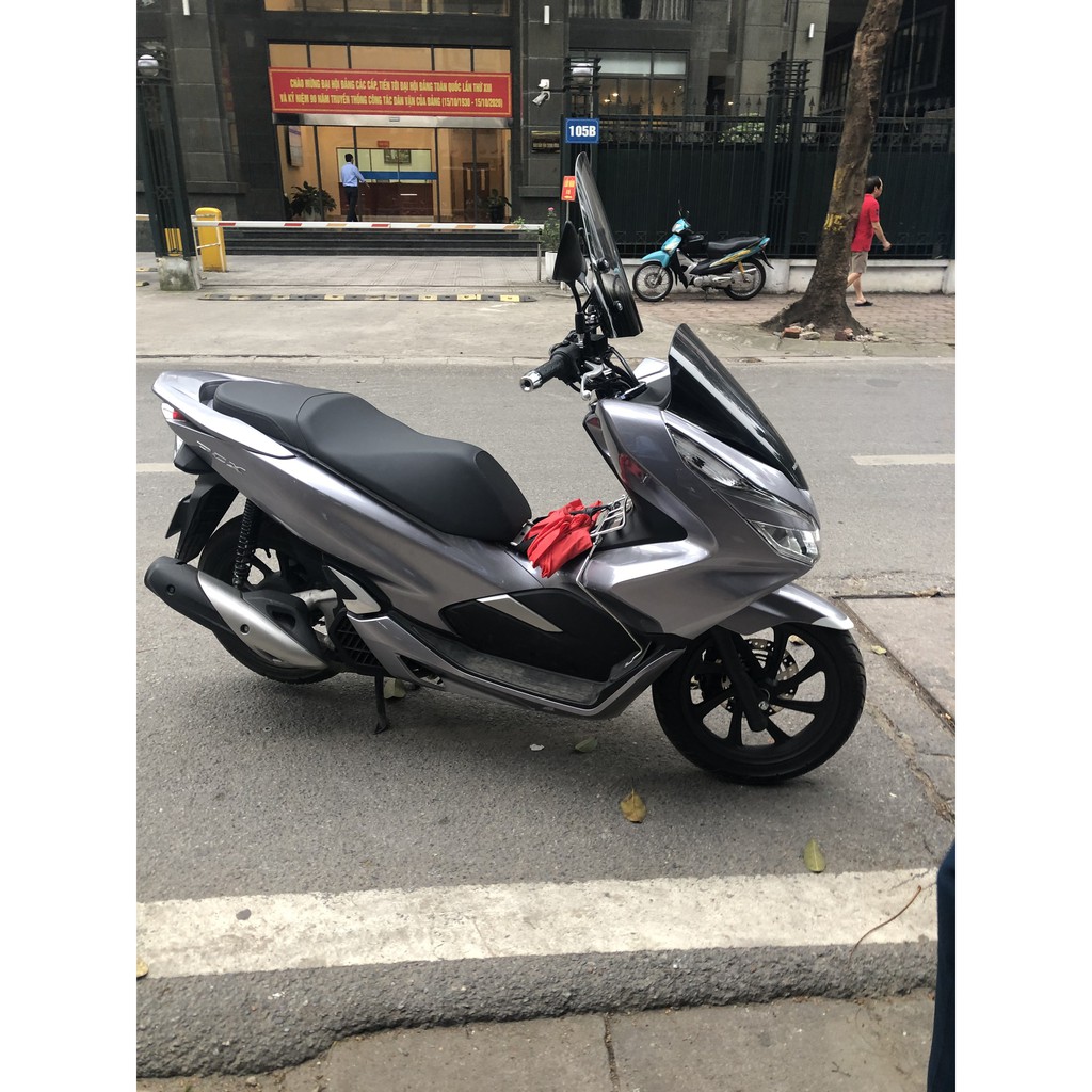 Kính chắn gió xe máy Honda PCX