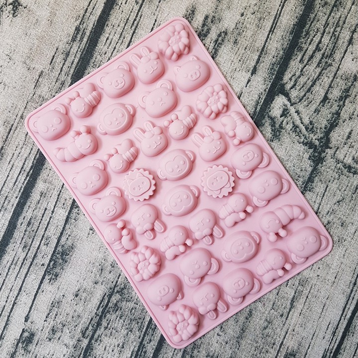 HCM - Khuôn silicon làm kẹo chip chip kẹo dẻo mẫu Thú và côn trùng 38 viên