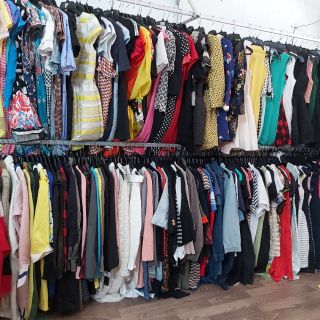 Đầm kiểu 210k