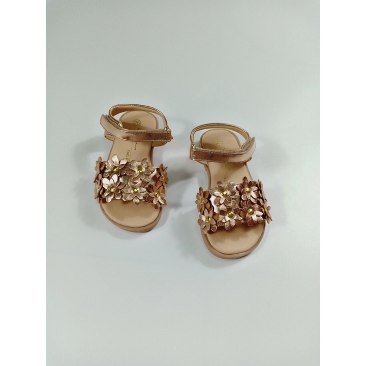 Lỗi nhẹ - SALE SỐC- Sandal Bé Gái Emilee Xuất dư xịn- Mầu trắng và vàng- Size 25,26, Changin shop