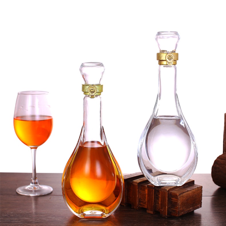 Chai Thủy Tinh Đựng Rượu 500ml Hình Dáng Giọt Nước R005