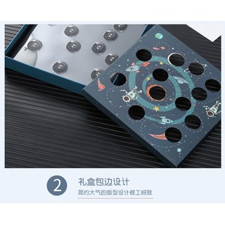 Vỏ hộp socola 12 viên Space