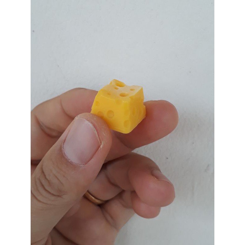 Keycap cheese clone trang trí bàn phím cơ gaming. | BigBuy360 - bigbuy360.vn