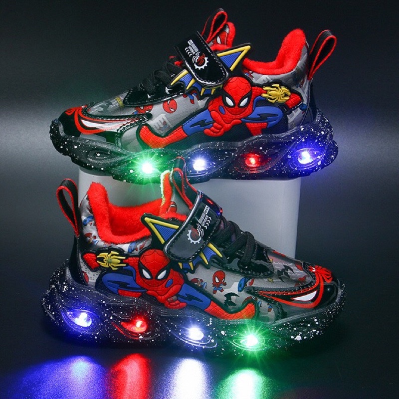 Giầy thể thao siêu nhân spider man bé trai có đèn led cảm ứng nhấp nháy ngoài da pu mềm cá tính, đến sz36 QCCC A111