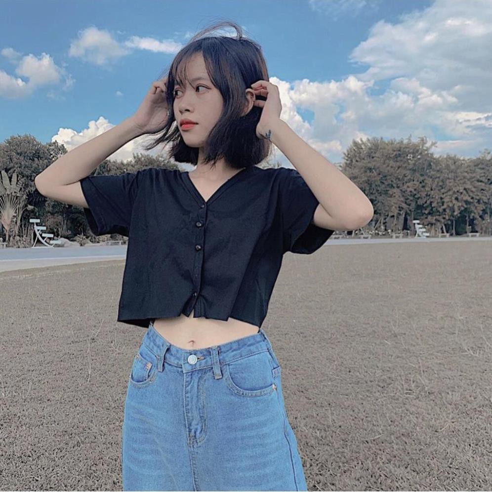 Áo Croptop YUNI VIỀN NÚT Nữ (Kiểu: TÀ ÁO KHÔNG MAY)