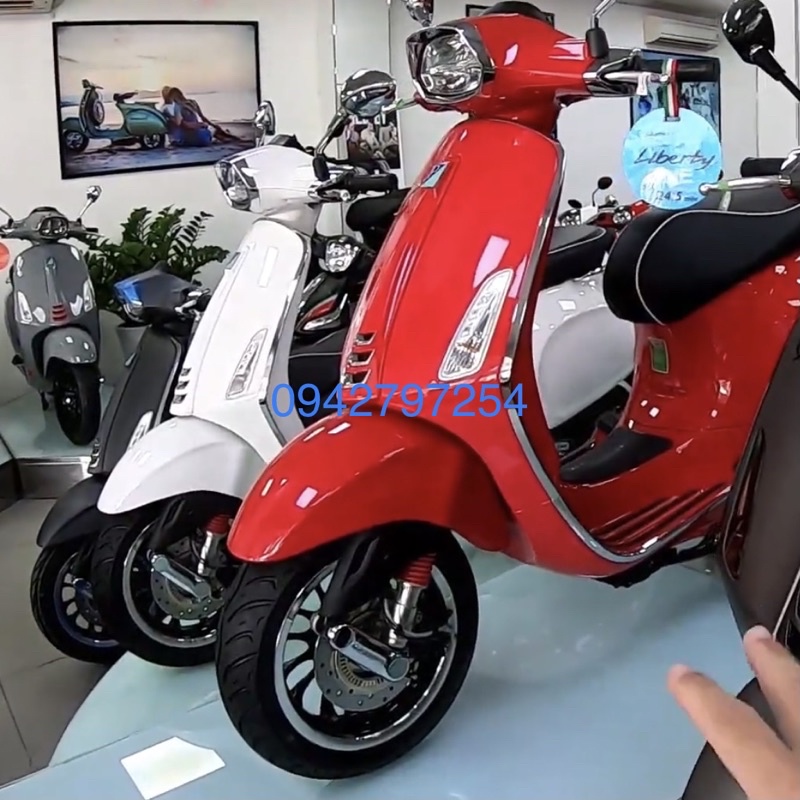 Sơn xe máy Vespa màu Đỏ solid P020-1K Ultra Motorcycle Colors