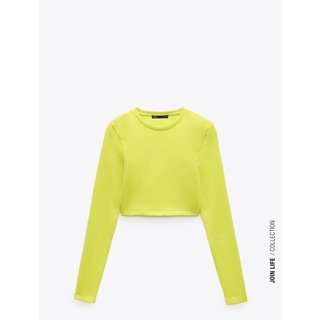 [SALE] Áo thun croptop Zara authentic