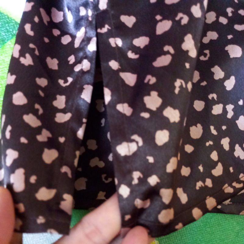 Sơ mi lụa cổ vest
