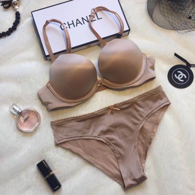 Bộ đồ lót vic trơn 1386 đệm kép có gọng nâng ngực | BigBuy360 - bigbuy360.vn