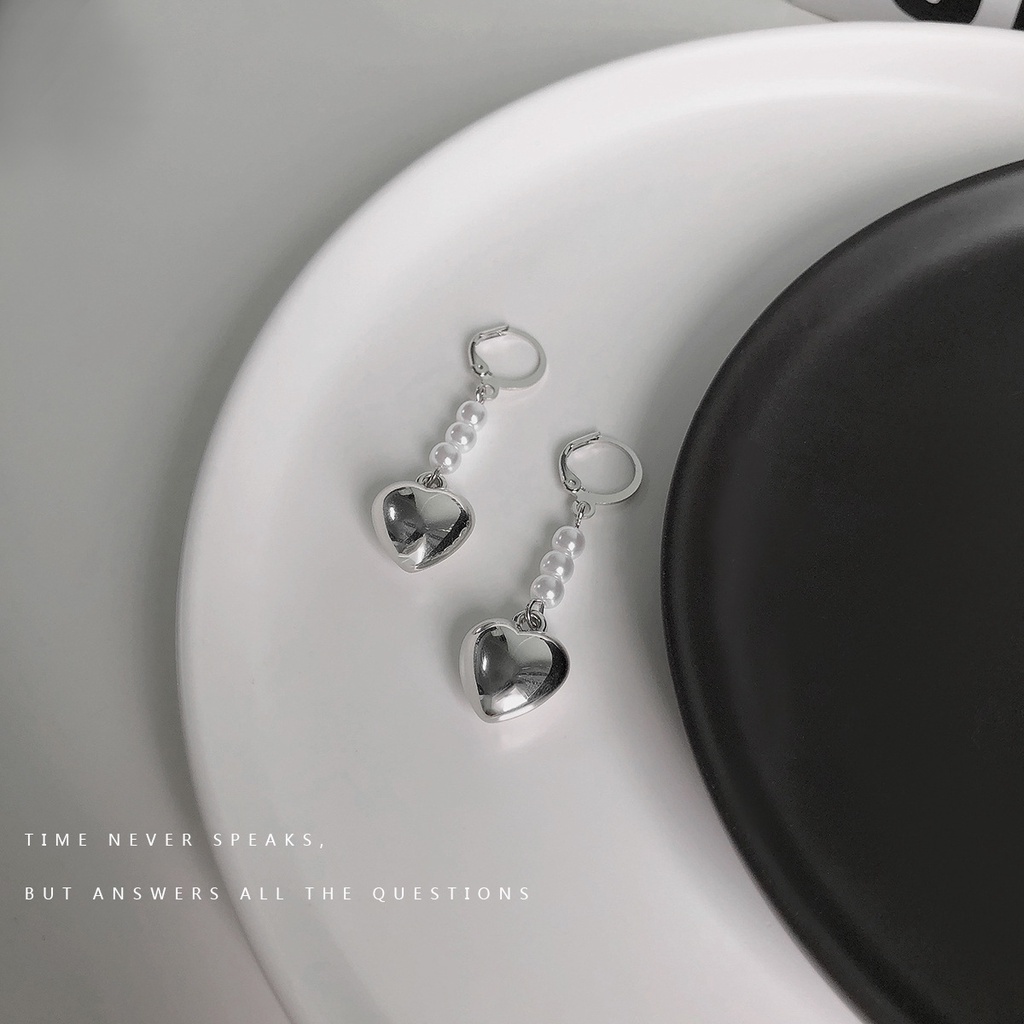 Khuyên Tai Hình Trái Tim Đính Ngọc Trai Phong Cách Harajuku 19A1279