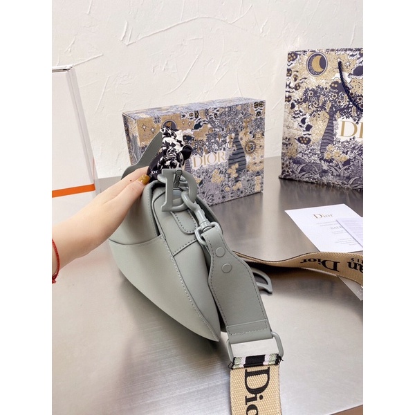 Túi xách Diỏr saddle yên ngựa sz 25 chất da thật