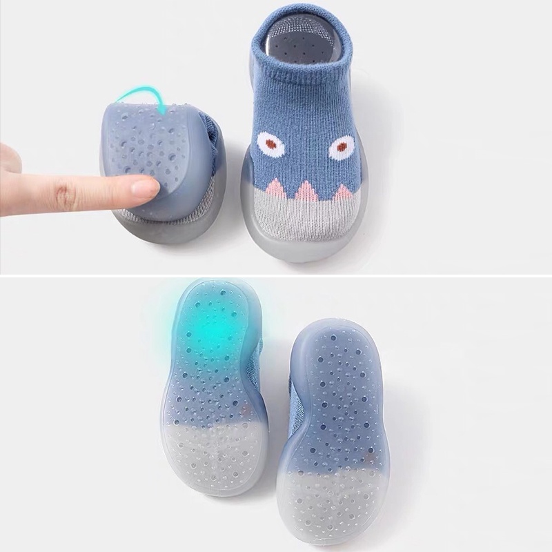 Giày thể thao cho trẻ mới biết đi hình dáng chiếc tất hoạt hình dễ thương thời trang