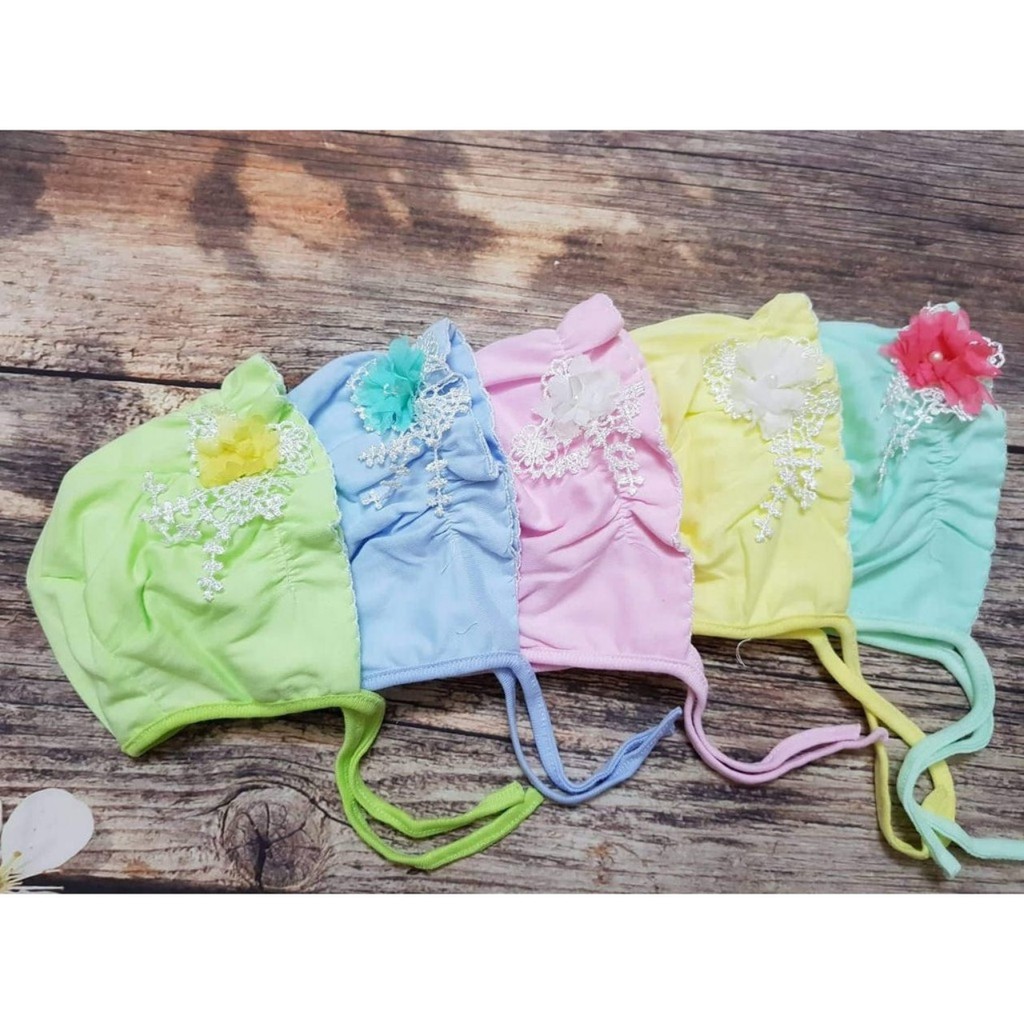 (1 chiếc) Mũ cotton sơ sinh bèo đính hoa dây buộc Baby Hằng Trang cho bé từ 0-3 tháng