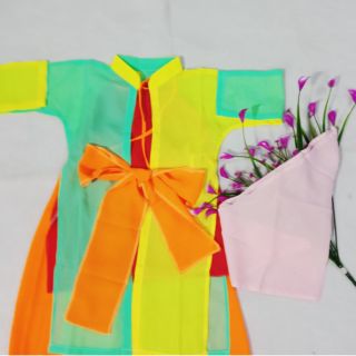 Áo  dài  tứ  thân kèm  khăn  mo quạ