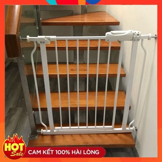 Hàng rào chặn cầu thang, chặn hành lang, chặn cửa bảo vệ bé