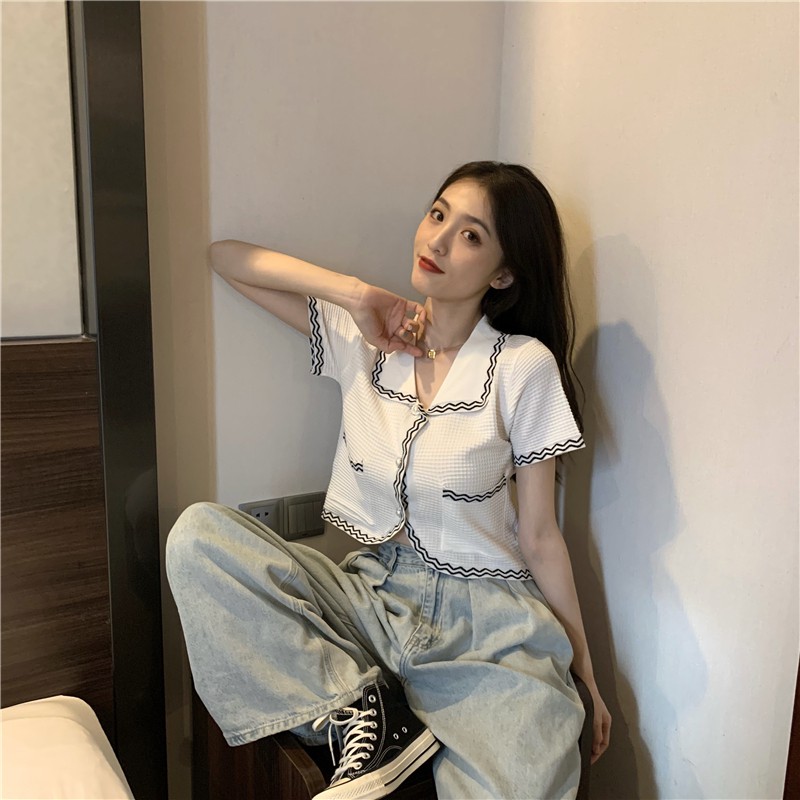 Áo Croptop Tay Ngắn, Có Viền, Áo Thun Cổ Sen Phong Cách Retro Hàn Quốc HH036 | BigBuy360 - bigbuy360.vn
