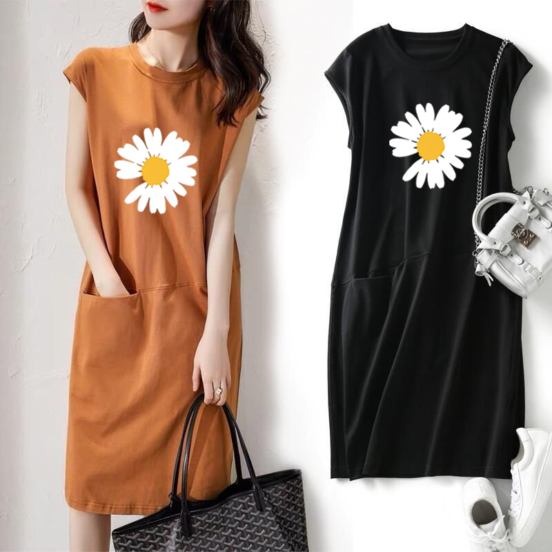 Korean women's short sleeve dress trend