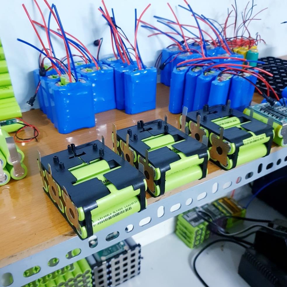 Pin Makita 18 - 21V 10 cell đóng sẵn. Khối pin 5S 2P 21V xả cao chưa mạch bảo vệ dùng thay pin máy khoan, pin máy cắt...