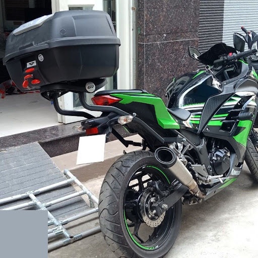 Baga Givi HRV Ninja 250 2013 chính hãng cho xe chịu lực cao bao gồm đế gắn thùng